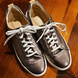 Clarks Women's Silver Sneakers